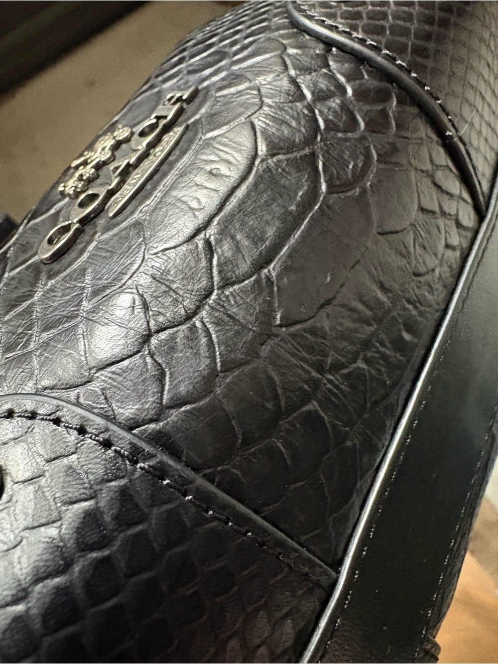 Coach Black Textured Leather Drawstring Shoulder Bag Baby Mickie F36215 - Picture 6 of 7